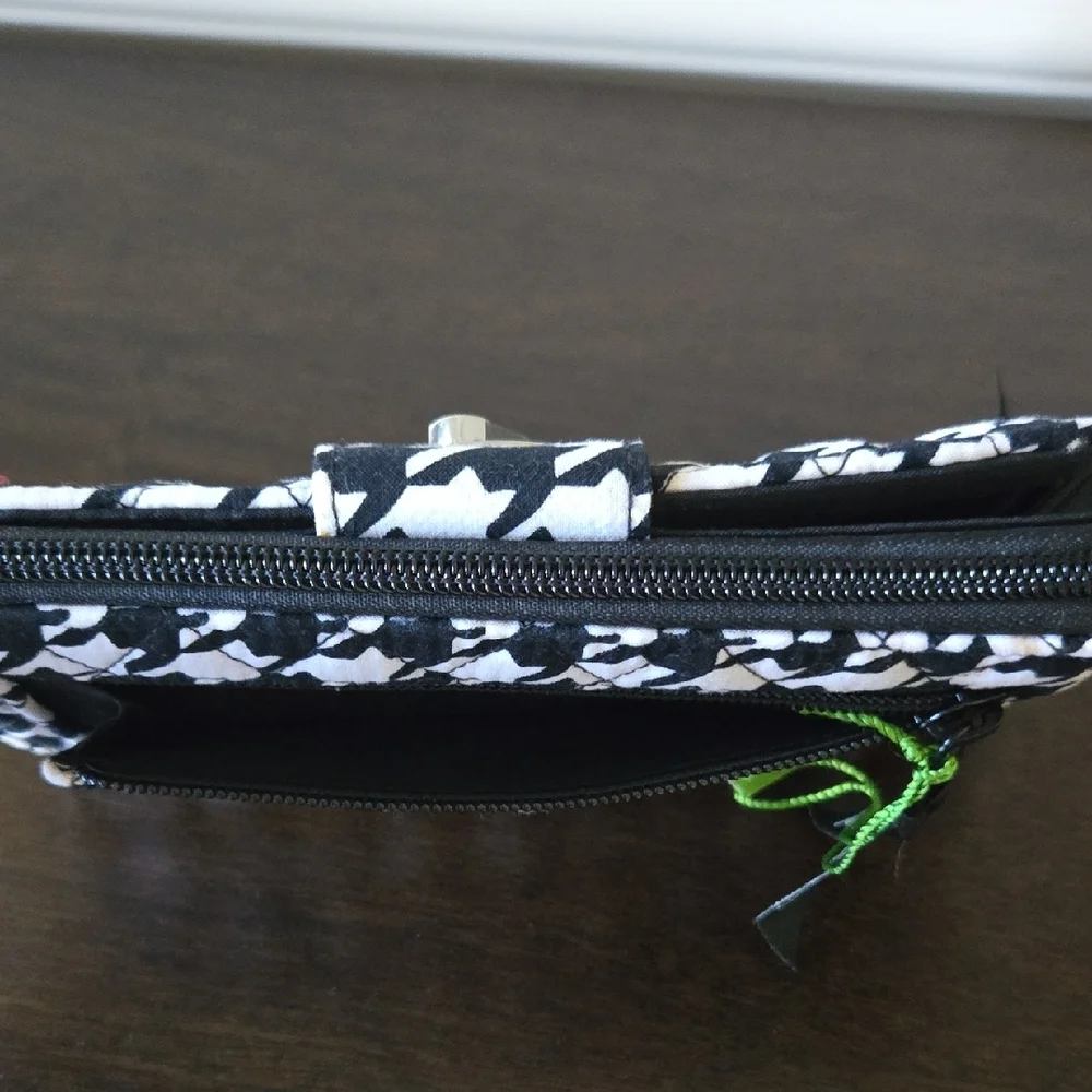 Vera Bradley Black and White Houndstooth Wallet - Picture 5 of 5